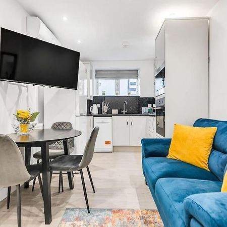 Luxstay Holland Park Apartment With Ac 런던 외부 사진