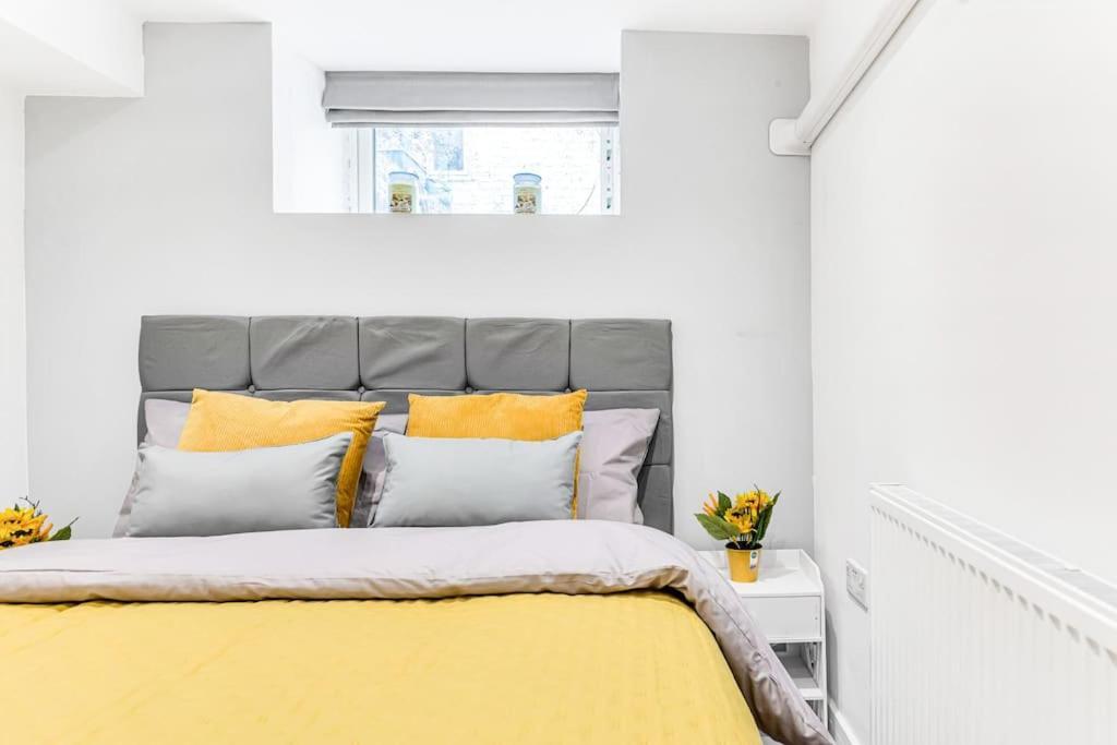 Luxstay Holland Park Apartment With Ac 런던 외부 사진