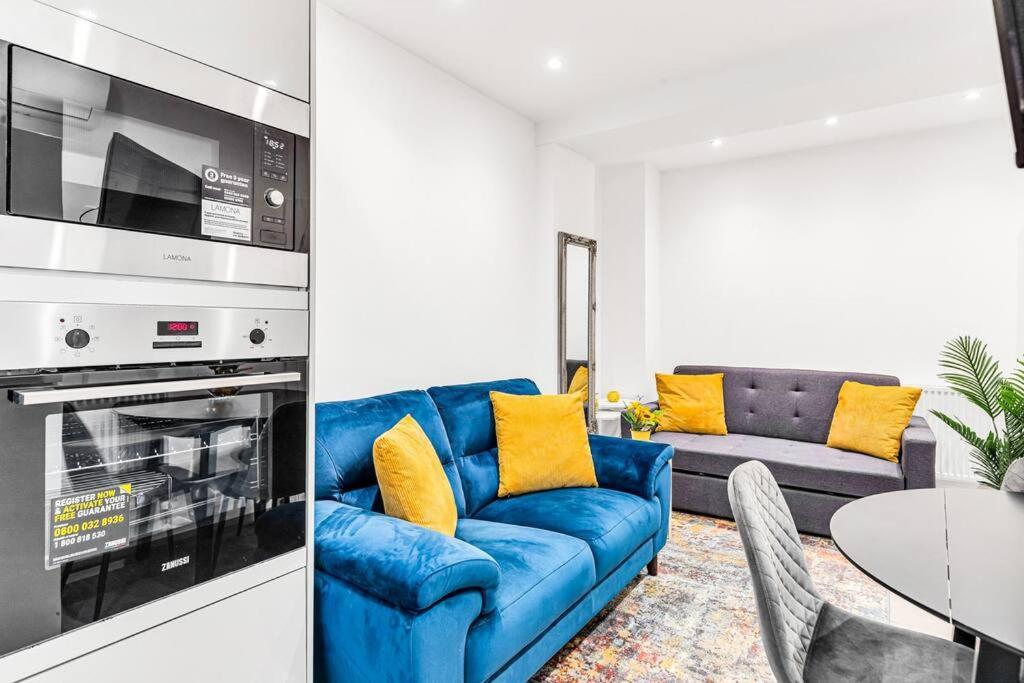 Luxstay Holland Park Apartment With Ac 런던 외부 사진